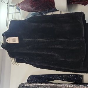Fur vest
